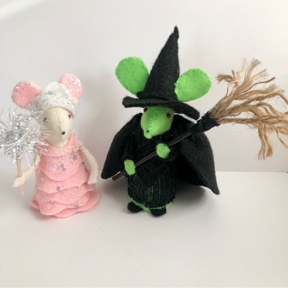 Elphaba Wicked witch felt mouse hand-sewn Oz hand made - Picture 7 of 7